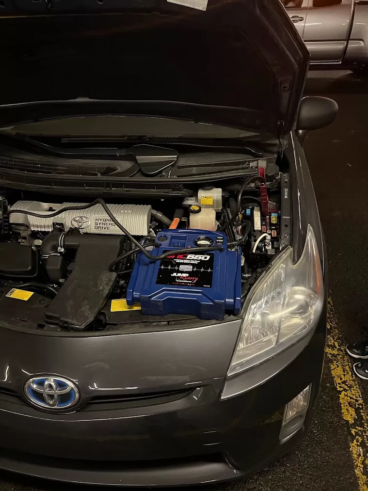 Quick Solutions for Dead Car Batteries in Chicago