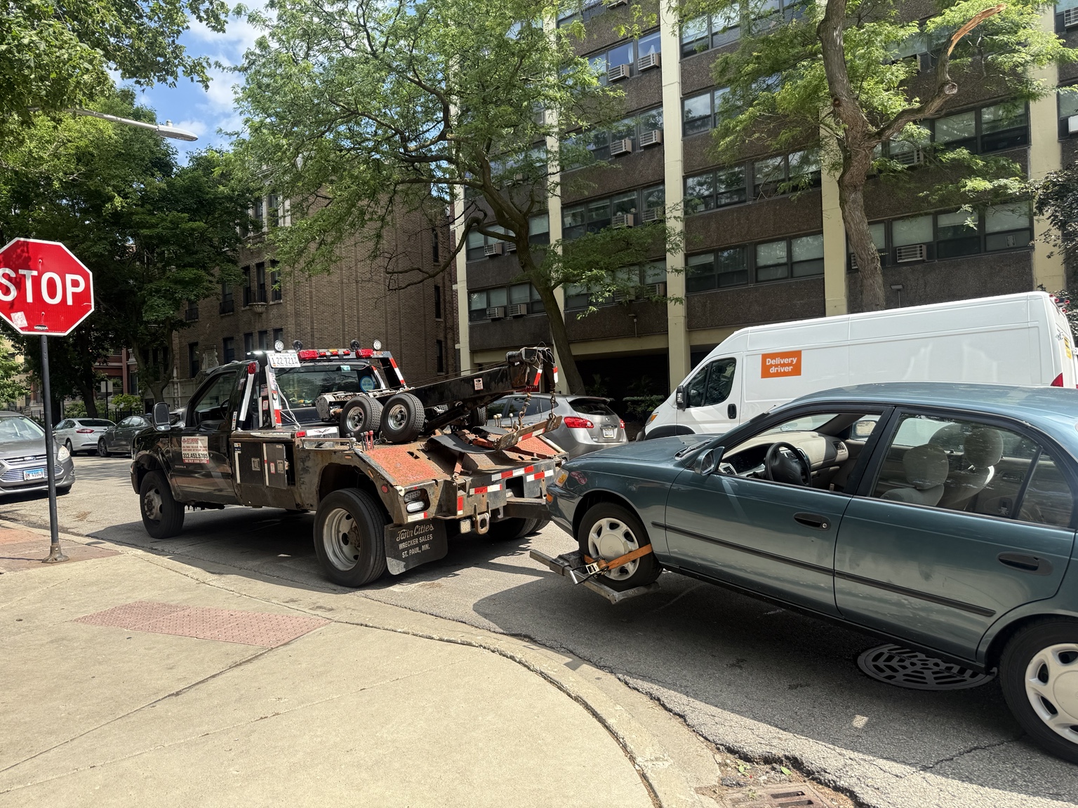 Vehicle towed after a burst coolant line caused a leak near the 4400 block of N Hazel Street in Uptown Chicago